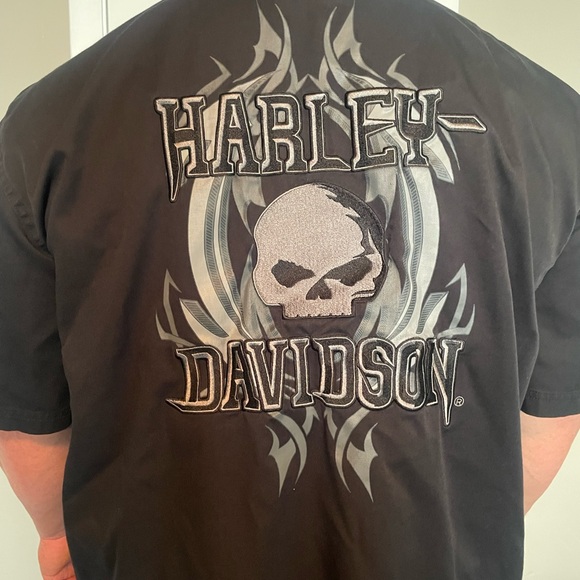 Harley-Davidson Black and Gray Casual Button Down Shirt - Picture 2 of 5
